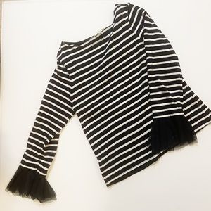 Frilly 3/4 length sleeves top